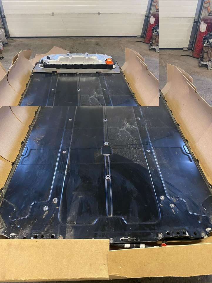 Tesla Model 3 (2017 - 2023)  110442300M  Аккумуляторная батарея гибридного / электрического автомобиля