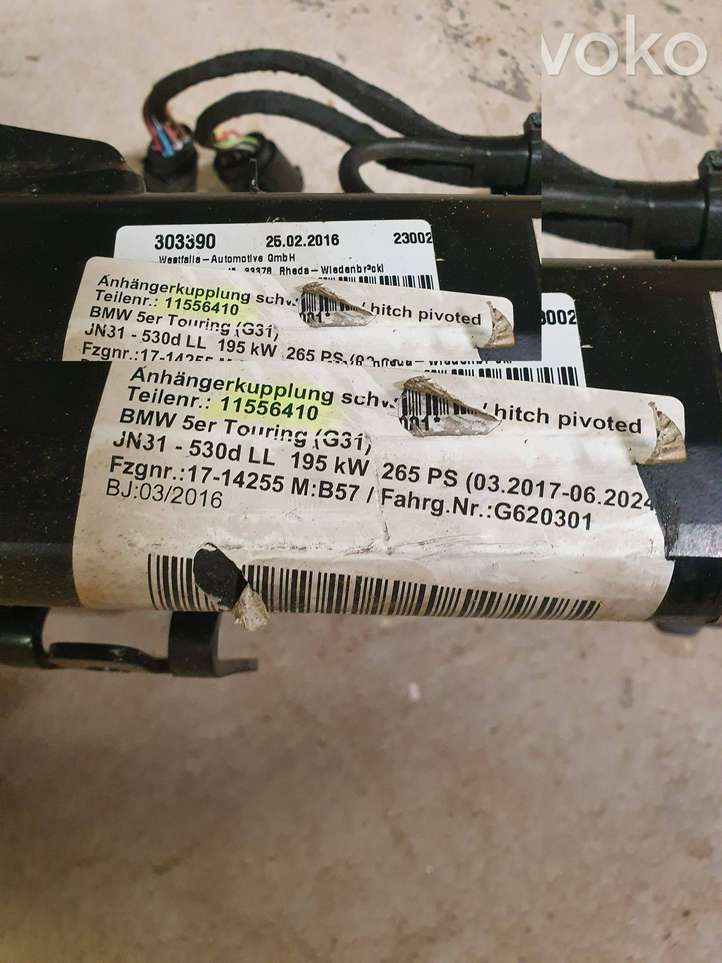 BMW 5 G30 G31 (2016 - )  B303390000751 Комплект крюка