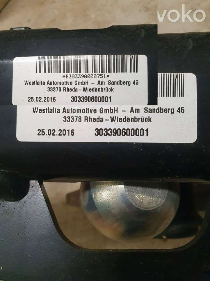 BMW 5 G30 G31 (2016 - )  B303390000751 Комплект крюка