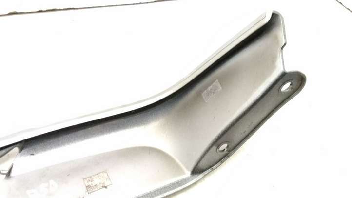 BMW Z4 E85 E86 (2002 - 2008)  3547 Отделка заднего фонаря