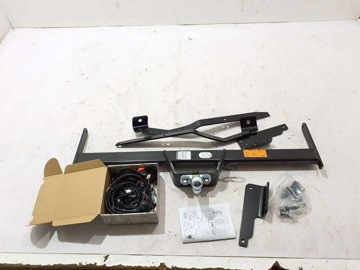 Renault Trafic III (X82) (2014 - )  8201413368 Комплект крюка