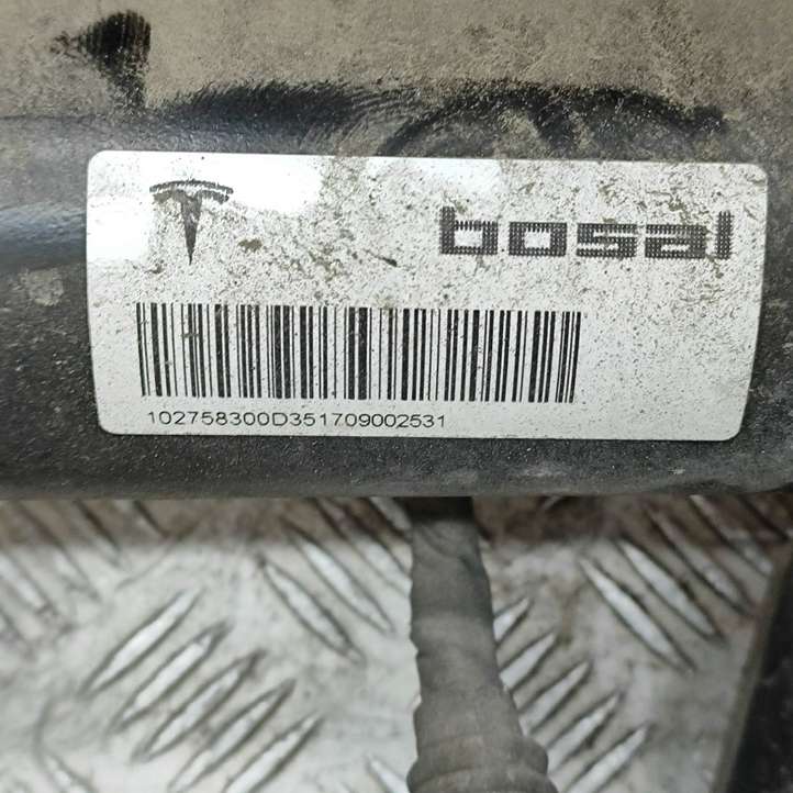 Tesla Model X (2015 - 2021)  102758400A Комплект крюка
