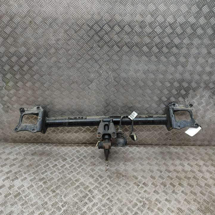 Tesla Model X (2015 - 2021)  102758400A Комплект крюка