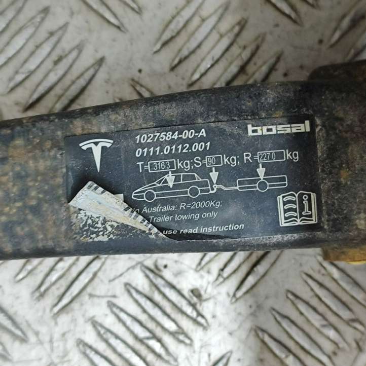 Tesla Model X (2015 - 2021)  102758400A Комплект крюка