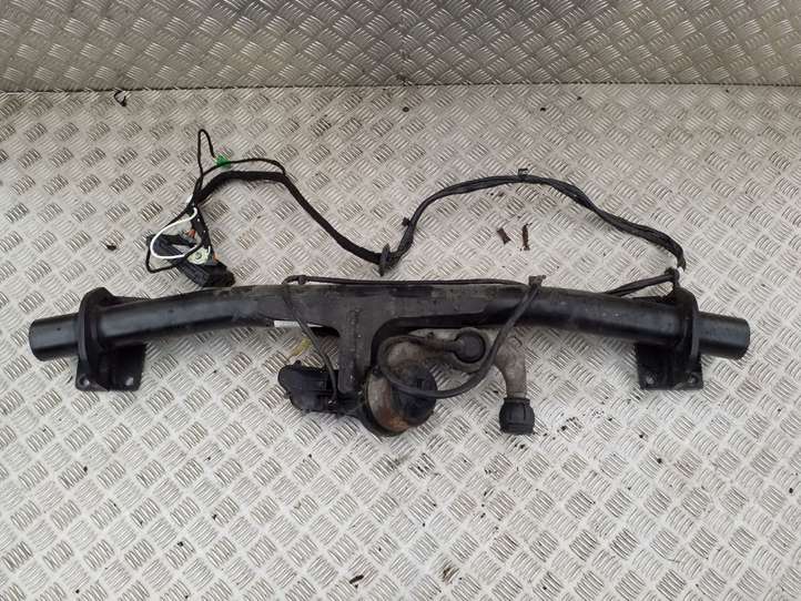 Volvo XC90 (2014 - 2019)  31454834 Комплект крюка