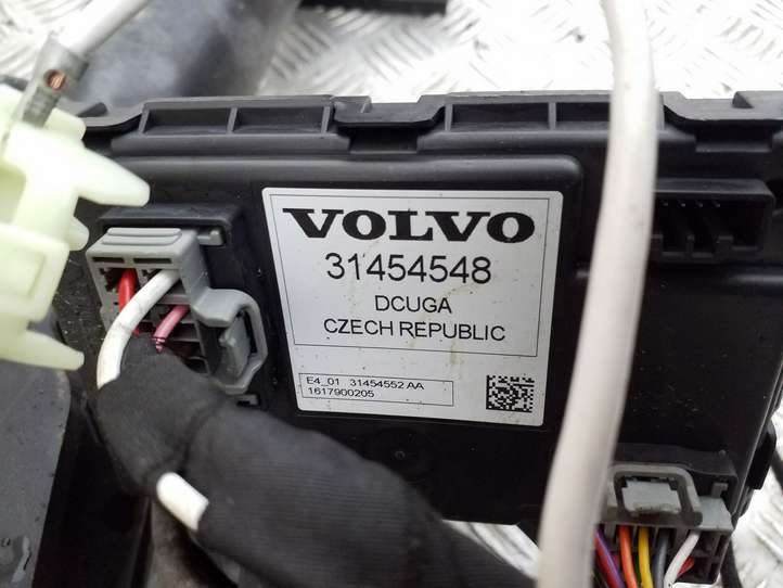Volvo XC90 (2014 - 2019)  31454834 Комплект крюка