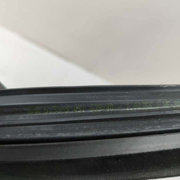 BMW iX (2021 - )  9451539 Уплотнительная резина передней двери (на дверях)
