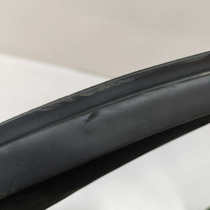 BMW iX (2021 - )  9451539 Уплотнительная резина передней двери (на дверях)
