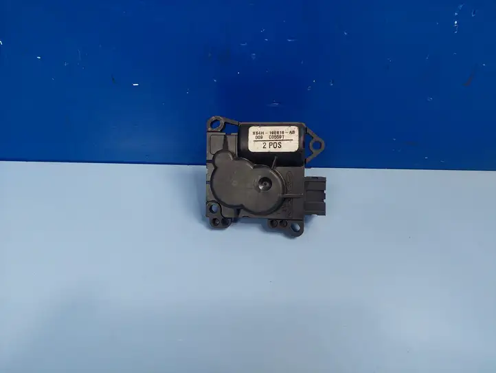 Ford Focus (1998 - 2004) XS4H19E616AB Двигатель задвижки потока воздуха — фото 1