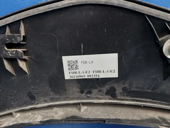 Subaru XV II (2018 - 2021) 91112FL130 Накладка колесной арки — фото 9