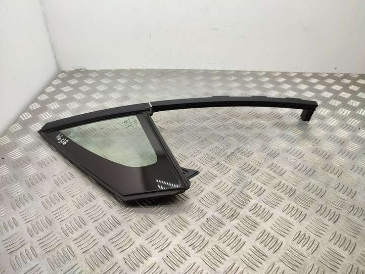 Citroen C3 (2016 - )  9813154880 Маленькое стекло 