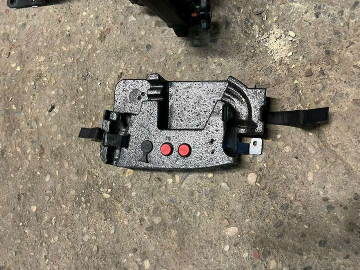 BMW X6 E71 (2008 - 2014)  6850497 Комплект крюка
