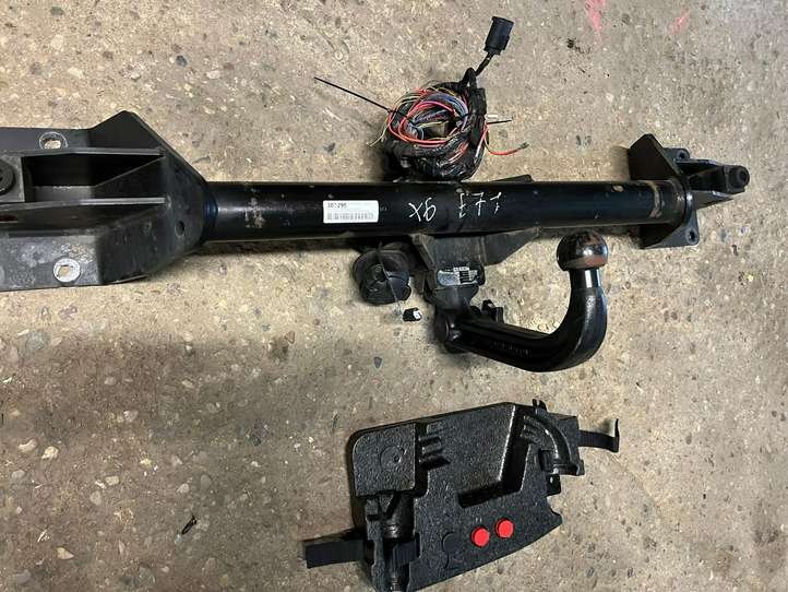 BMW X6 E71 (2008 - 2014)  6850497 Комплект крюка