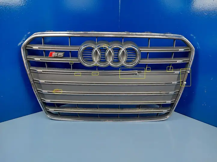 Audi S5 8T (2011 - 2016) 8T0853651P Верхняя решетка радиатора — фото 1