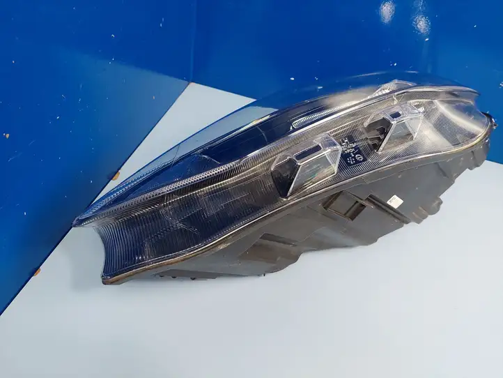 Ford Focus (2019 - ) MX7B13E015CC Передняя фара — фото 7