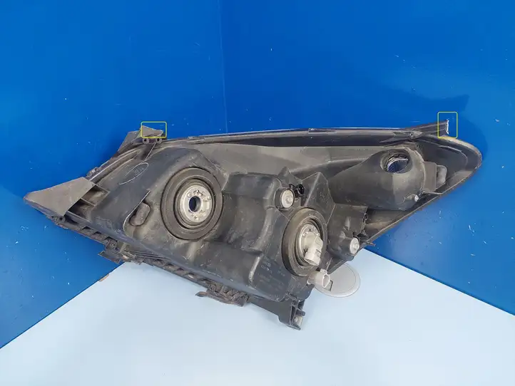Toyota Corolla Verso E121 (2004 - 2007) 811300F010 Передняя фара — фото 11