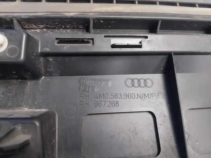 Audi Q7 4M (2015 - ) 4M0583960N Молдинг передней двери — фото 2