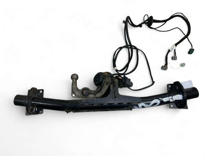 Volvo XC90 (2014 - 2019)  31454828 Комплект крюка