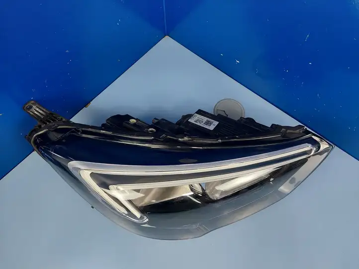 Opel Crossland X (2017 - 2020) 13467968 Передняя фара — фото 12