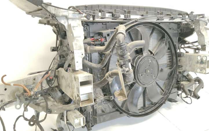 Mercedes-Benz EQC (2018 - )  3136613543 Комплект радиаторов