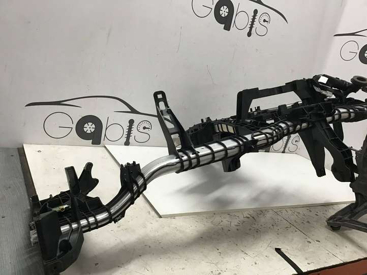 Mercedes-Benz EQS V297 (2021 - )  A2966881000 Балка крепления панели