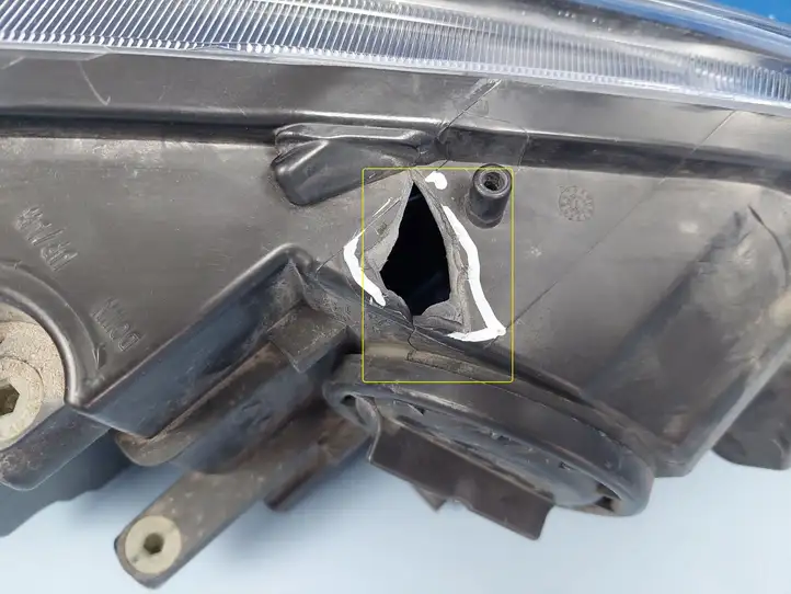 Opel Astra J (2012 - 2015) 13371595 Передняя фара — фото 6