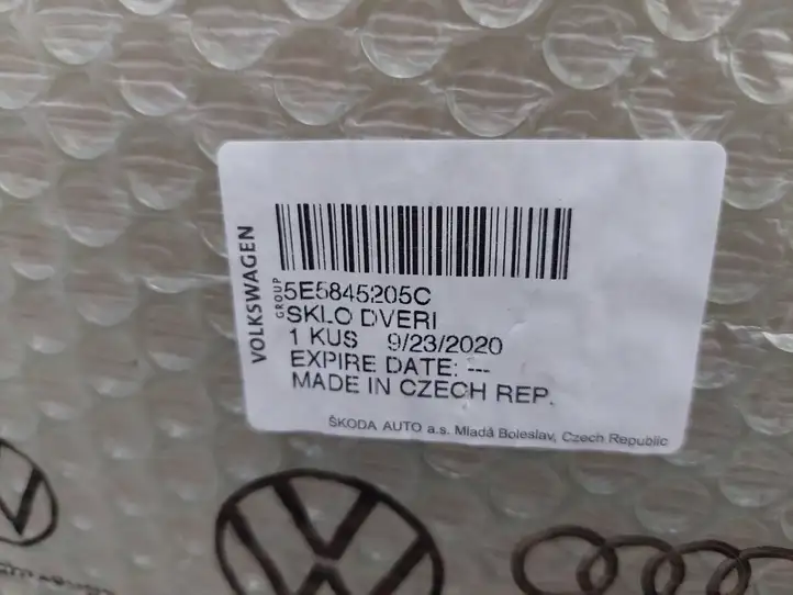 Skoda Octavia Mk3 (5E) (2013 - 2019) 5E5845205B Стекло задней двери — фото 6