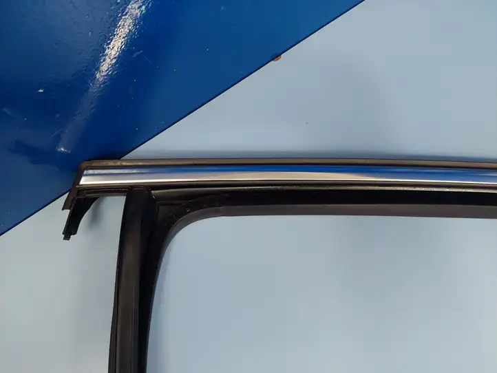 Volkswagen PASSAT B8 (2015 - ) 3G5839431 Уплотнитель стекла задней двери — фото 2