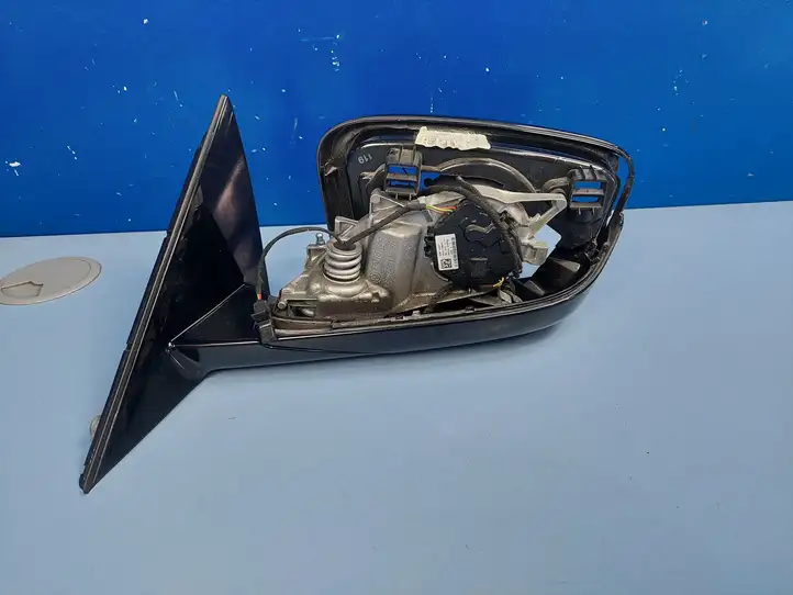 BMW 5 G30 G31 (2016 - ) F0184101U668B Боковое зеркало с электроприводом — фото 3