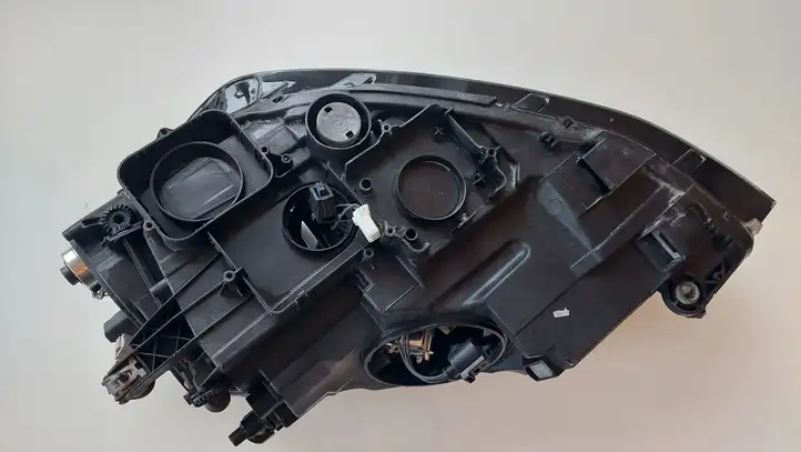 Volkswagen Golf VII (2013 - 2019) Крышка фары — фото 4