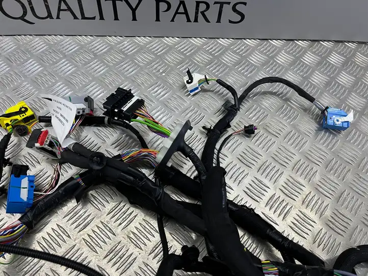 Peugeot 3008 III (2023 - )  9865861880 Проводка панели