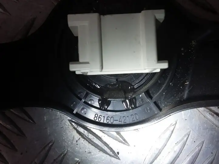 Toyota RAV 4 (XA30) (2006 - 2016)  8616042120 Громкоговоритель (громкоговорители) высокой частоты в передних дверях