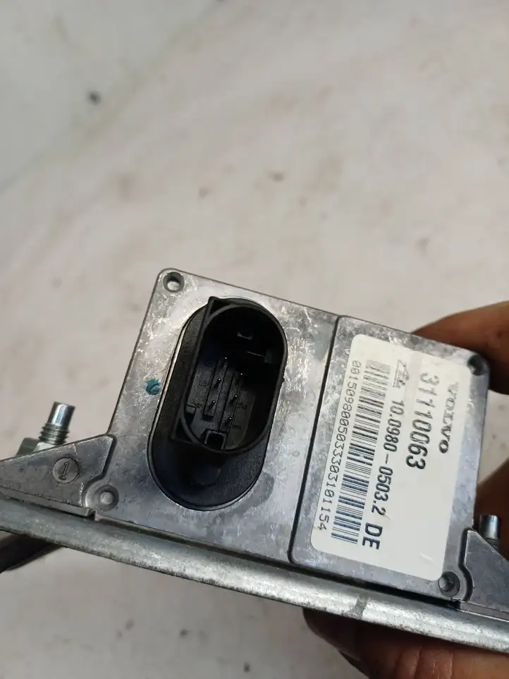 Volvo XC90 (2002 - 2006)  31110063 Датчик ESP (системы стабильности) (датчик курсовой устойчивости))