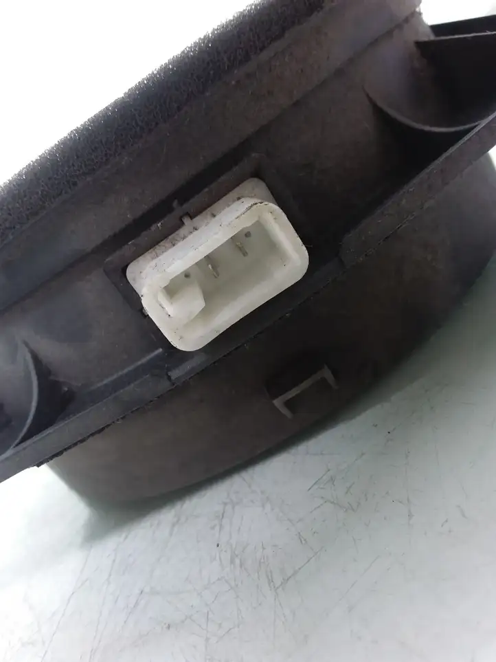 Toyota Corolla Verso E121 (2001 - 2004) 8616013080 Динамики задних дверей — фото 4