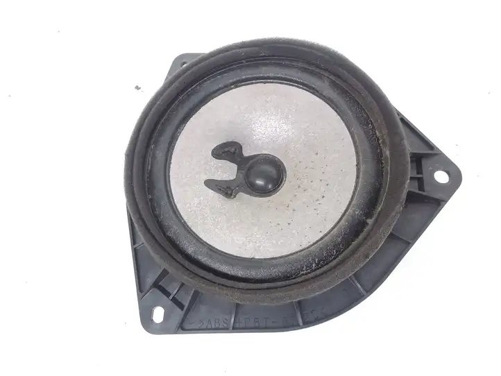 Toyota Corolla Verso E121 (2001 - 2004) 8616013080 Динамики задних дверей — фото 1