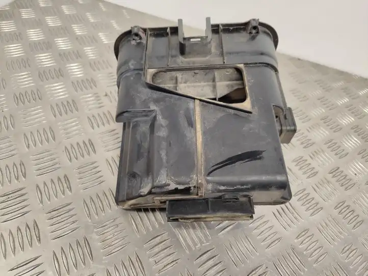 BMW 7 F01 (2008 - 2016) 7555193 Прочие детали моторного отсека — фото 5