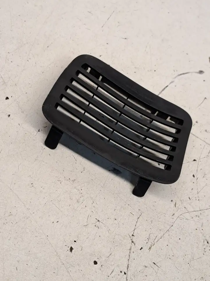 Lexus RX 450h (2008 - 2012)  6474648050 Другая деталь салона