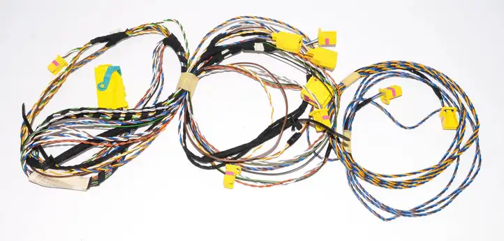 Volkswagen PASSAT B5.5 (2001 - 2005)  3B5971581J Другая внешняя деталь