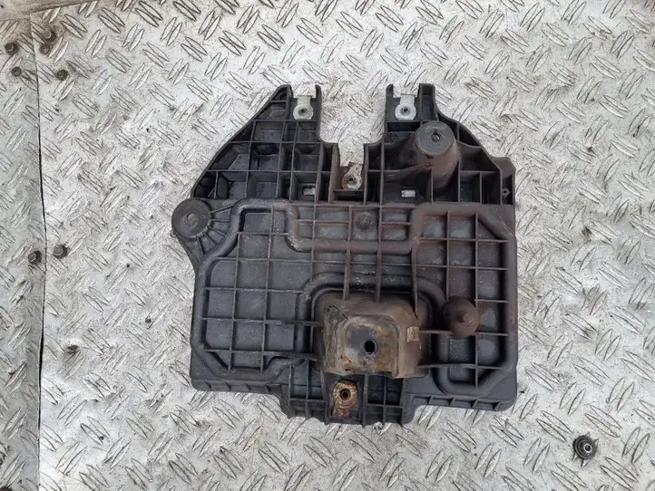 Dodge Nitro (2006 - 2011)  55360876AB Платформа крепления аккумулятора