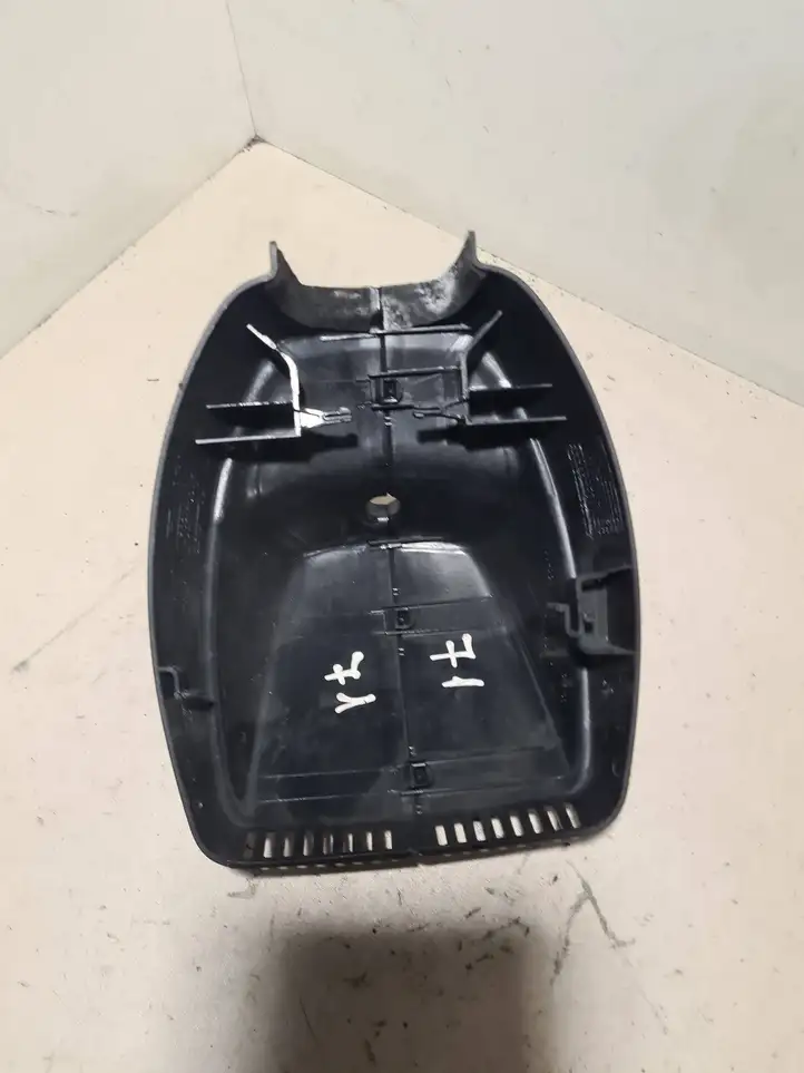 BMW 7 F01 F02 F03 F04 (2008 - 2016)  9177200 Другая деталь салона