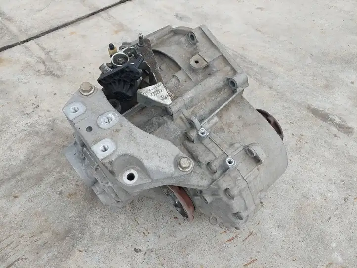 Volkswagen Tiguan (2011 - 2016)  NFZ Механическая коробка передач, 6 передач