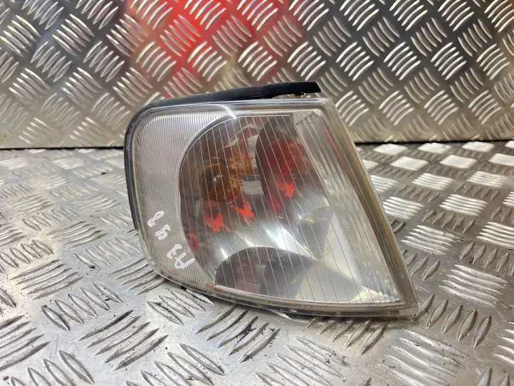 Audi A3/S3 8L (1996 - 2000) 963286 Указатель поворота передний — фото 1