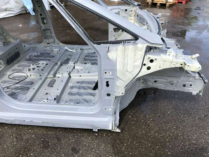 Cupra Born (2021 - )   Передняя четверть
