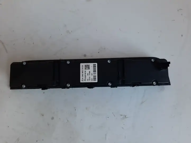 Mercedes-Benz CLA C117,X117,W117 (2013 - 2019) A2469057902 Включатель аварийных фонарей — фото 4