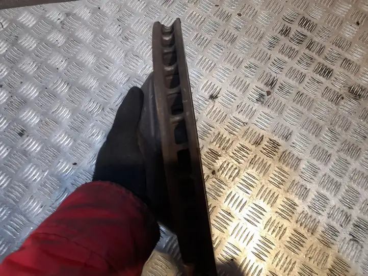 Volkswagen Touareg II (2010 - 2018) Тормозной диск задний — фото 3