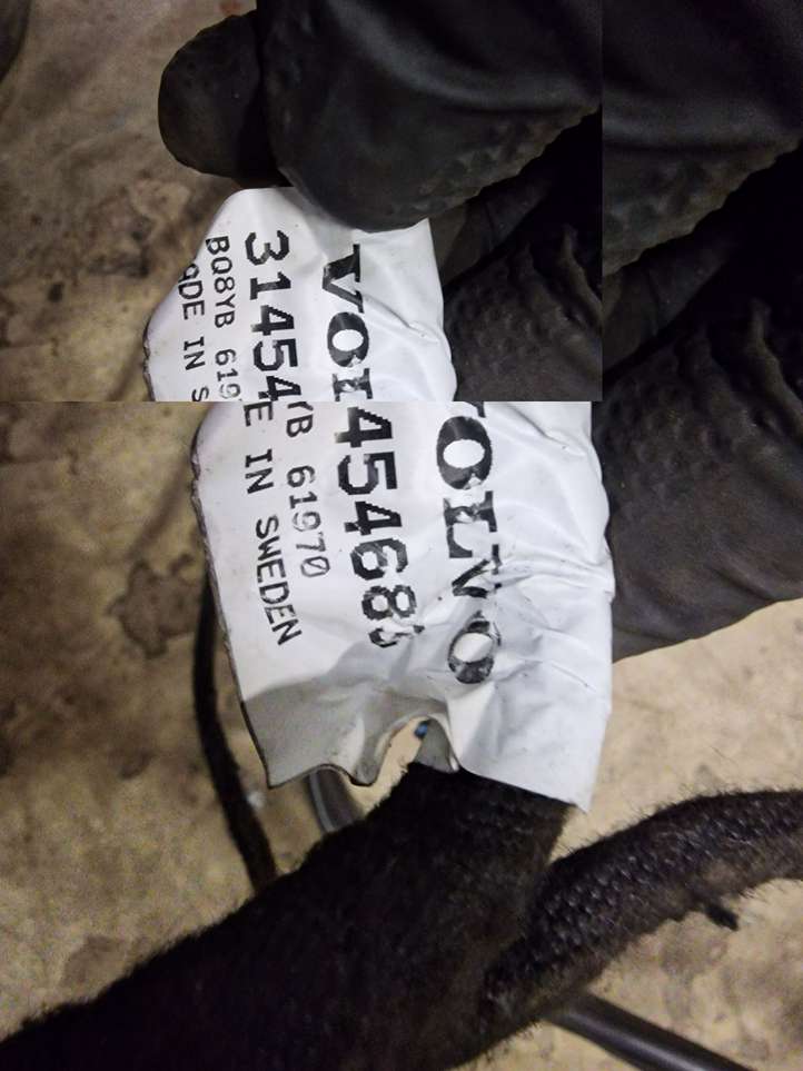 Volvo XC90 (2014 - 2019)  31454828 Комплект крюка
