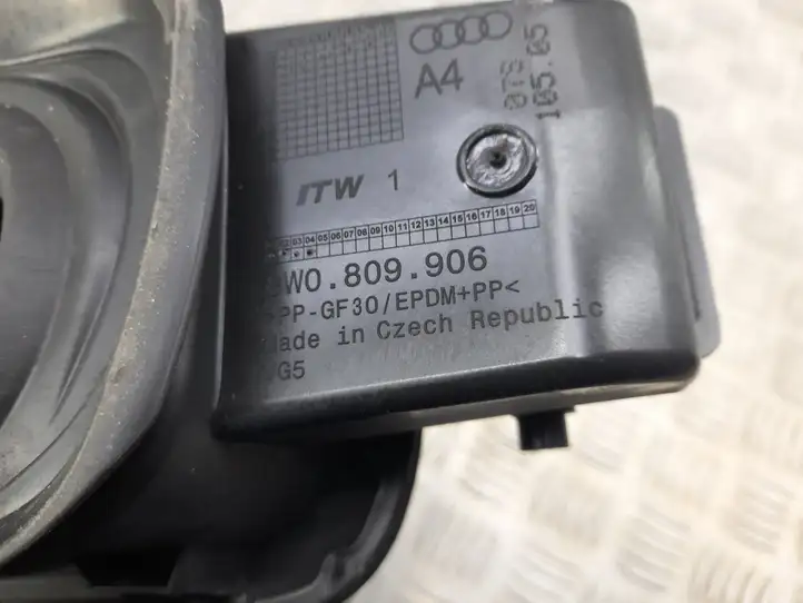 Audi A4 S4 B9 (2015 - 2019) 8W0809906 Крышка топливного бака — фото 3