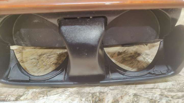 Lexus SC 430 (2001 - 2010)  5562024030 Держатель чашки