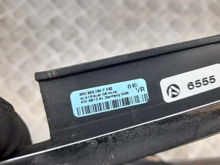 Audi Q5 SQ5 (2012 - 2017) 8R0853284F Накладка стекла передней двери — фото 2