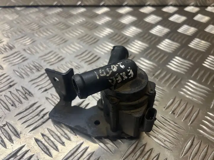 Seat Exeo (3R) (2008 - 2013) 03L965561 Электроциркуляционный насос — фото 2